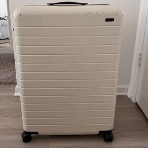 AWAY The Medium in Salt White - Checked Rolling Luggage